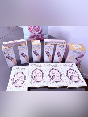 Pretty Vulgar Pink & Gold Makeup Gift Set